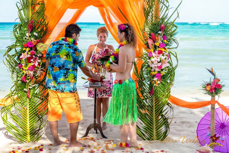 Свадьба в гавайском стиле VIP пакет {Андрей и Мария} - Caribbean Wedding Blog