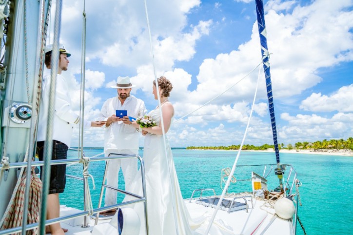 wedding_dominican_on_yacht_16